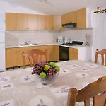 Daniela * Τρογκίρ